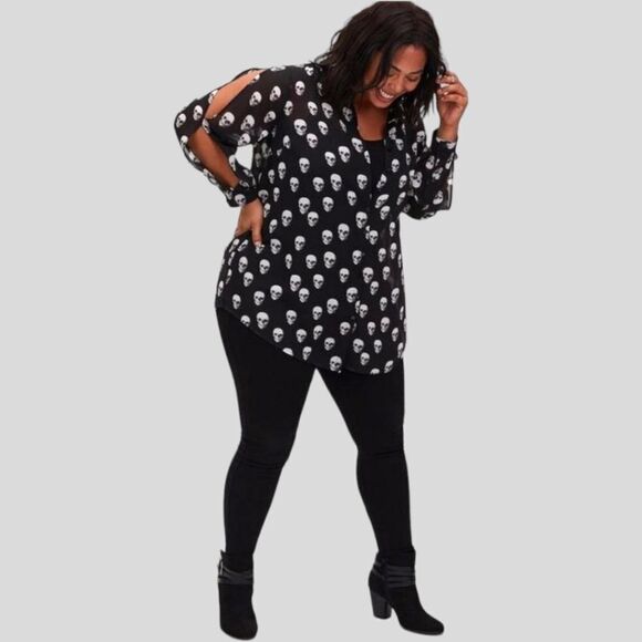 Torrid plus size chiffon school open sleeve but in front blouse. - Picture 5 of 16